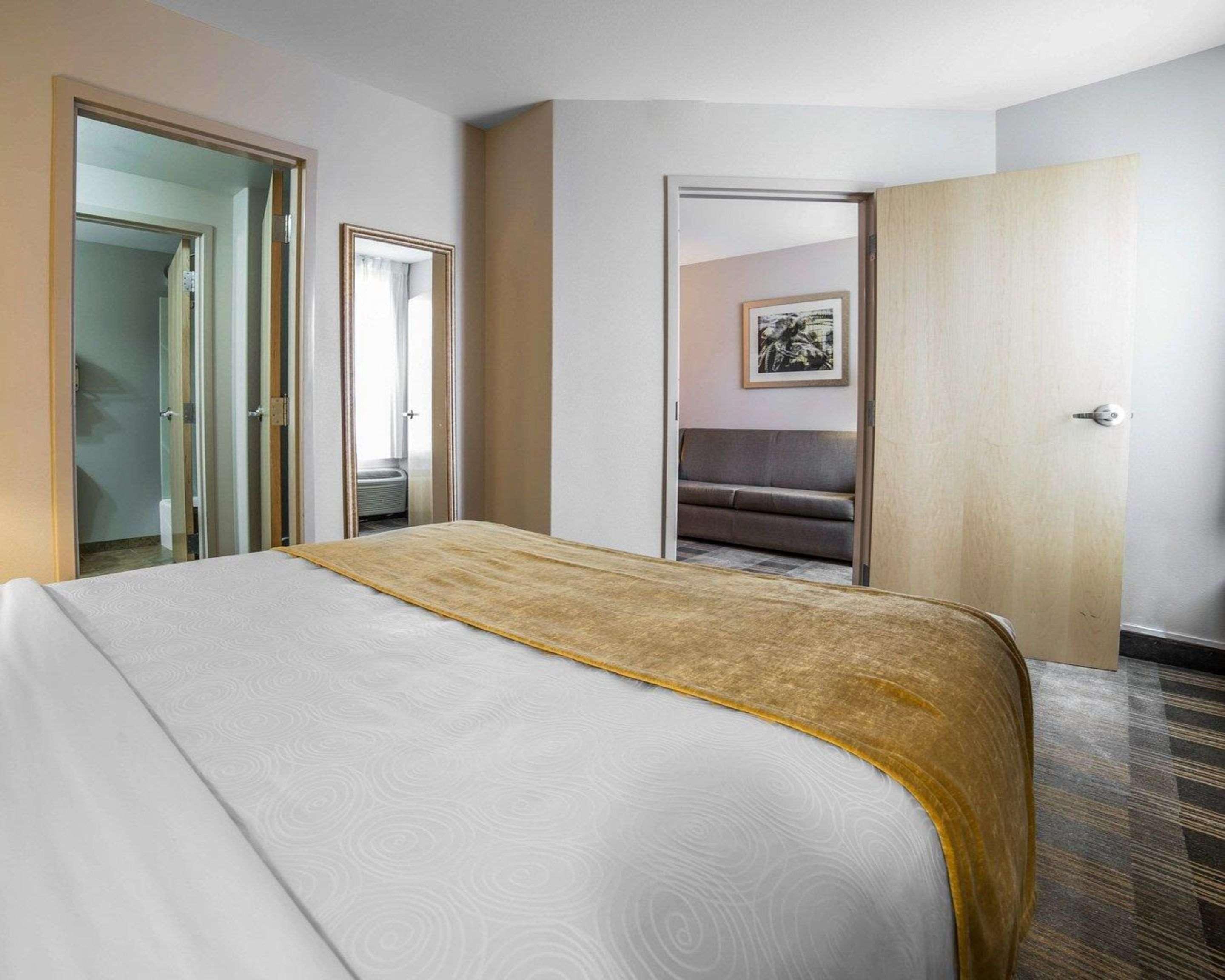 Mainstay Suites Casper Kültér fotó